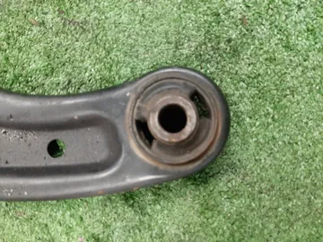 РЫЧАГ НА HONDA FIT GD1 L13A