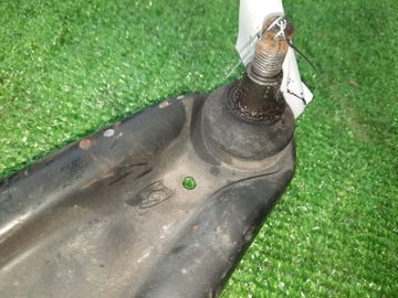 РЫЧАГ НА HONDA FIT GD1 L13A