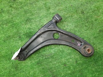 РЫЧАГ НА HONDA FIT GD1 L13A