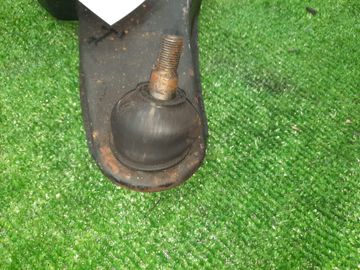 РЫЧАГ НА MITSUBISHI DEBONAIR S22A 6G72