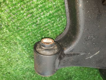 РЫЧАГ НА MITSUBISHI DEBONAIR S22A 6G72