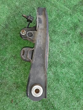 РЫЧАГ НА TOYOTA GRANVIA VCH10 5VZ-FE