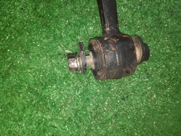 РЫЧАГ НА TOYOTA PROGRES JCG10 1JZ-GE