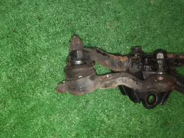 РЫЧАГ НА TOYOTA PROGRES JCG10 1JZ-GE