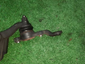РЫЧАГ НА TOYOTA PROGRES JCG10 1JZ-GE