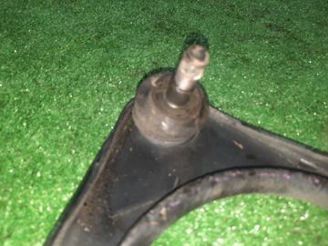 РЫЧАГ НА TOYOTA PROGRES JCG10 1JZ-GE