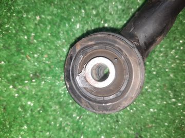 РЫЧАГ НА TOYOTA PROGRES JCG10 1JZ-GE