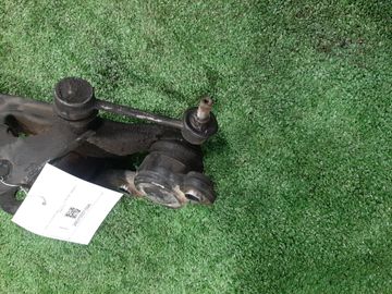 РЫЧАГ НА TOYOTA PROGRES JCG10 1JZ-GE