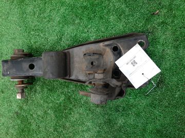 РЫЧАГ НА TOYOTA GRANVIA VCH10W 5VZ-FE