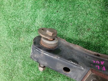 РЫЧАГ НА TOYOTA GRANVIA VCH10W 5VZ-FE