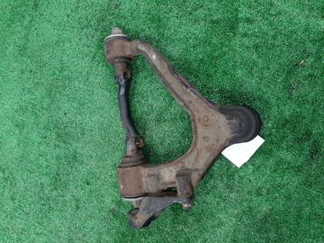 РЫЧАГ НА TOYOTA GRANVIA VCH10W 5VZ-FE