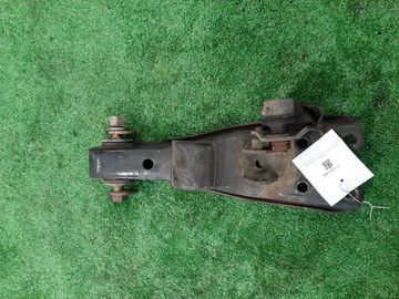 РЫЧАГ НА TOYOTA GRANVIA VCH10W 5VZ-FE