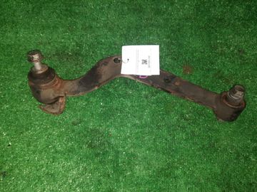 РЫЧАГ НА LEXUS NX300 AGZ15 8AR-FTS