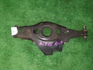 РЫЧАГ НА LEXUS NX300 AGZ15 8AR-FTS