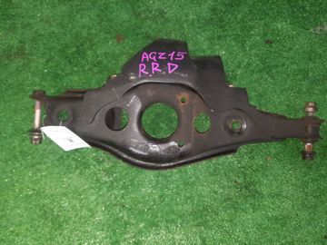 РЫЧАГ НА LEXUS NX300 AGZ15 8AR-FTS