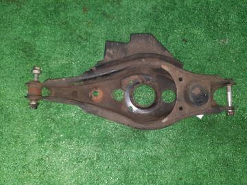 РЫЧАГ НА LEXUS NX300 AGZ15 8AR-FTS