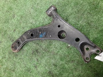 РЫЧАГ НА TOYOTA SPACIO AE111 4A-FE