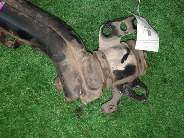 РЫЧАГ НА TOYOTA CALDINA AZT241 1AZ-FSE