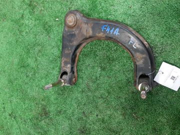 РЫЧАГ НА MITSUBISHI DIAMANTE F41A 6G73