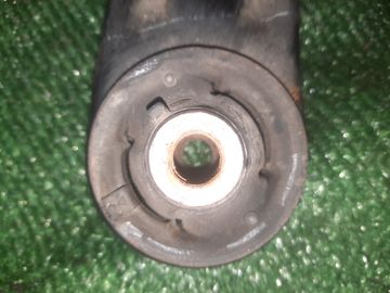 РЫЧАГ НА TOYOTA PORTE NNP11 1NZ-FE