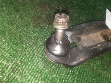 РЫЧАГ НА TOYOTA PORTE NNP11 1NZ-FE