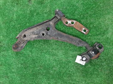 РЫЧАГ НА NISSAN BLUEBIRD U14 QG18DE