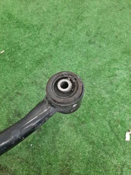 РЫЧАГ НА TOYOTA PROGRES JCG10 1JZ-GE