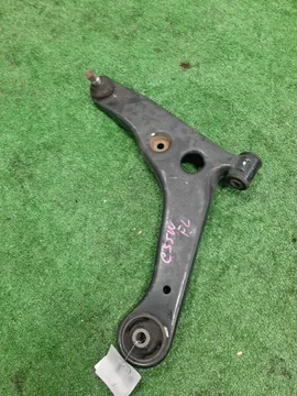 РЫЧАГ НА MITSUBISHI LANCER CEDIA CS5W 4G93