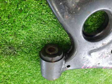 РЫЧАГ НА TOYOTA PASSO M700A 1KR-FE