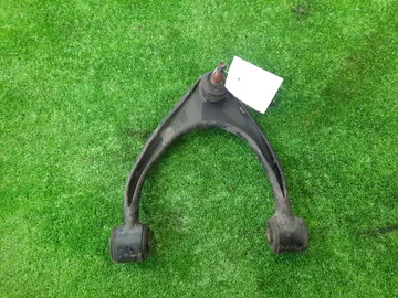 РЫЧАГ НА TOYOTA PROGRES JCG11 2JZ-GE