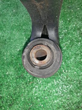 РЫЧАГ НА MAZDA AXELA BK5P ZY-VE