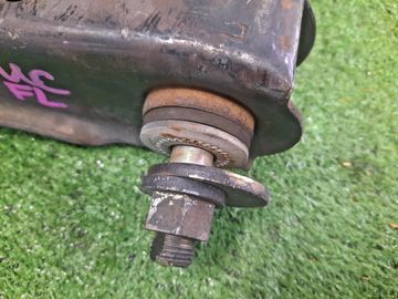 РЫЧАГ НА TOYOTA DYNA YY101 3Y