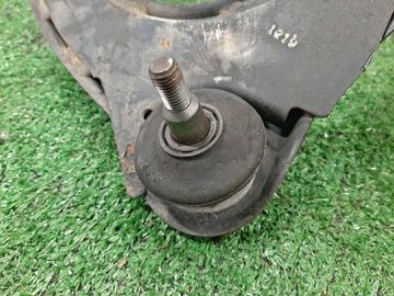 РЫЧАГ НА MITSUBISHI LEGNUM EA7W 4G94