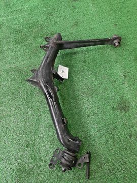 РЫЧАГ НА TOYOTA COROLLA NZE124 1NZ-FE