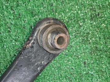 РЫЧАГ НА TOYOTA COROLLA NZE124 1NZ-FE