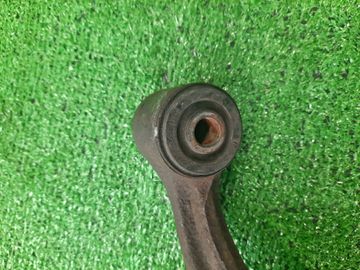 РЫЧАГ НА SUZUKI ESCUDO TX92W H27A