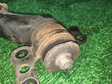 РЫЧАГ НА TOYOTA COROLLA  AXIO NZE144 1NZ-FE