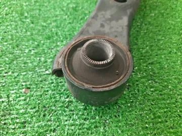 РЫЧАГ НА TOYOTA CELICA ST202 3S-FE