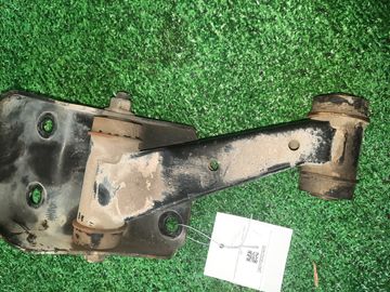 РЫЧАГ НА NISSAN PRIMERA P11 SR18DE