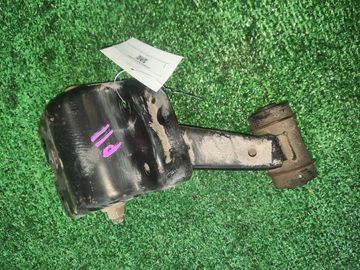 РЫЧАГ НА NISSAN PRIMERA P11 SR18DE