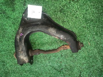 РЫЧАГ НА TOYOTA LITE ACE KM70 7K-E