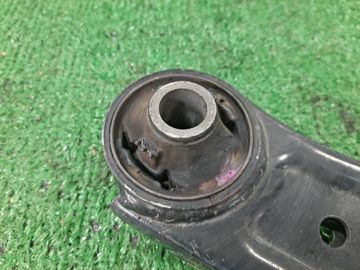 РЫЧАГ НА TOYOTA PASSO KGC30 1KR-FE