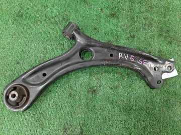 РЫЧАГ НА HONDA VEZEL RV5 LEC