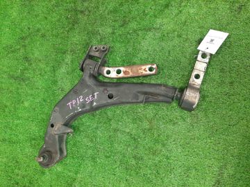 РЫЧАГ НА NISSAN PRIMERA TP12 QR20DE