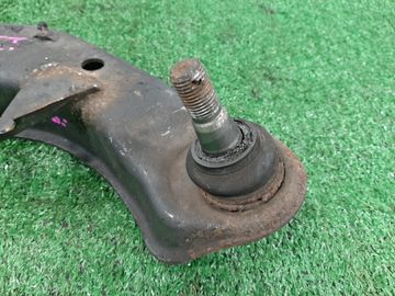 РЫЧАГ НА NISSAN PRIMERA TP12 QR20DE