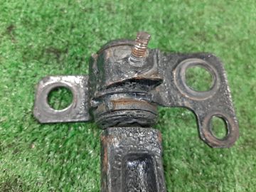 РЫЧАГ НА DAIHATSU PYZAR G303G HE-EG