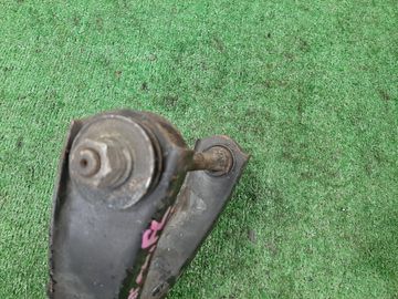 РЫЧАГ НА NISSAN ATLAS TGF22 TD23