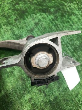 РЫЧАГ НА MERCEDES-BENZ A-CLASS W176 270910