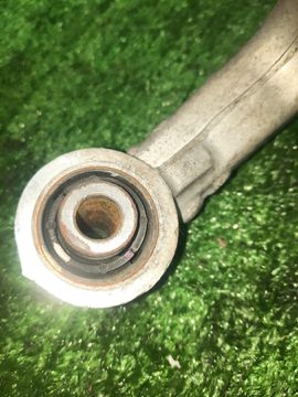 РЫЧАГ НА SUBARU LEVORG VM4 FB16