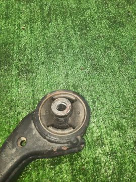 РЫЧАГ НА HONDA EDIX BE1 D17A